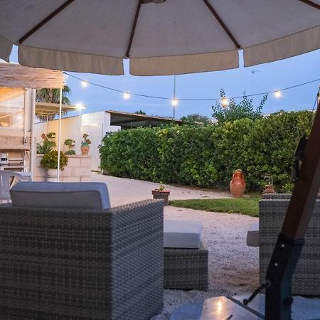 Terra D'Otranto Bed & Breakfast Uggiano La Chiesa Luaran gambar
