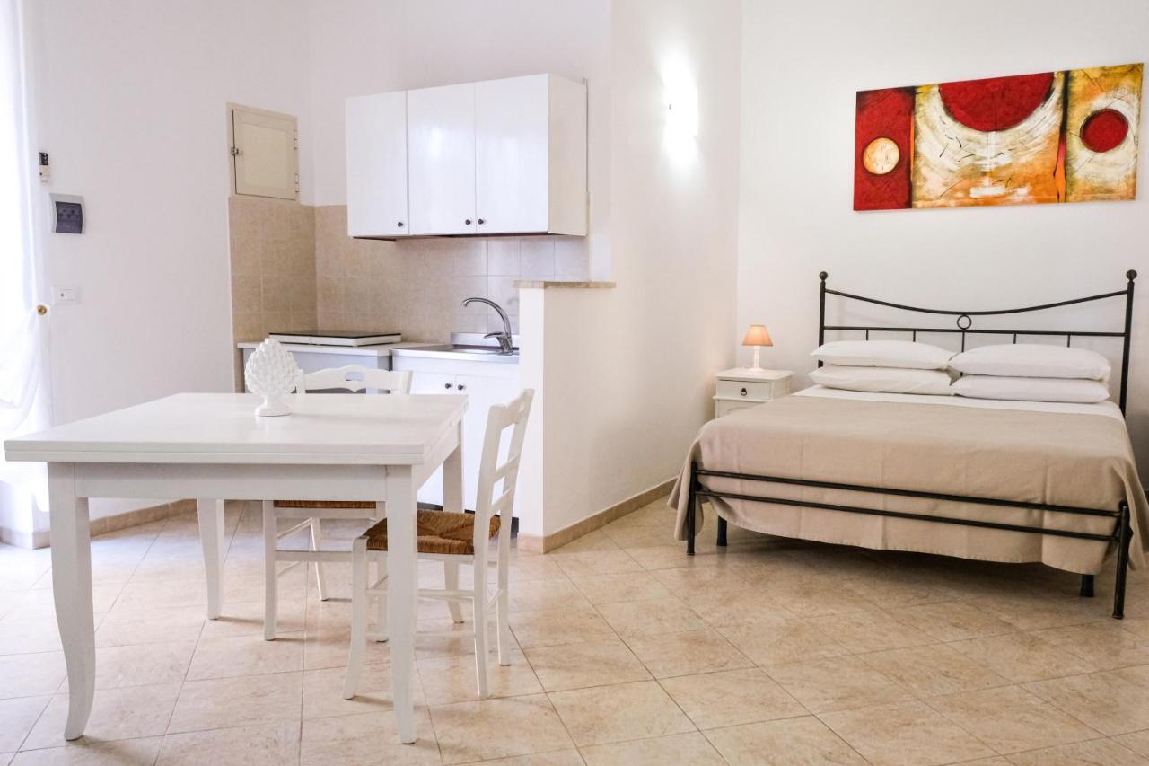 Terra D'Otranto Bed & Breakfast Uggiano La Chiesa Luaran gambar