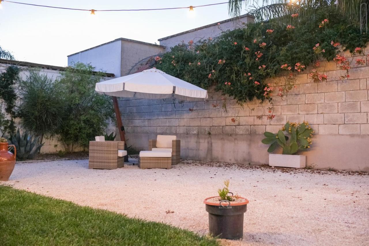 Terra D'Otranto Bed & Breakfast Uggiano La Chiesa Luaran gambar